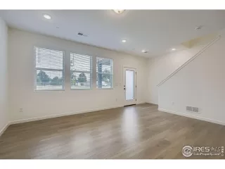 Photo #2: 1046124 Listing 