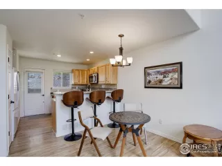 Photo #4: 1046129 Listing 