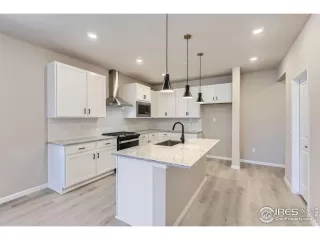 Photo #1: 1046162 Listing 