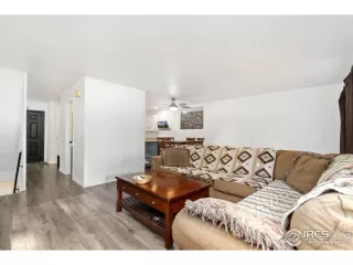 Photo #4: 1046164 Listing 