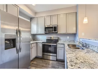 Photo #3: 1046222 Listing