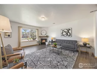 Photo #2: 1046227 Listing