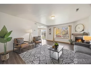 Photo #3: 1046227 Listing