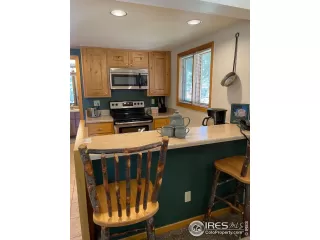 Photo #4: 1046257 Listing