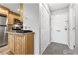 Photo #4: 1046290 Listing