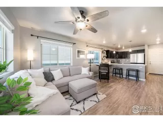 Photo #4: 1046294 Listing