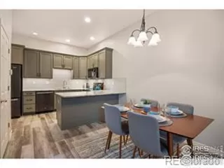 Photo #5: 1046302 Listing 