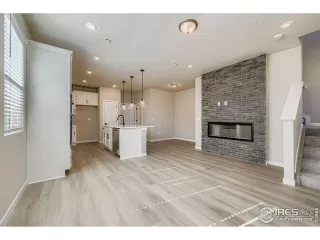 Photo #4: 1046304 Listing