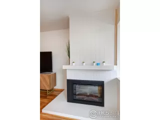 Photo #6: 1046314 Listing