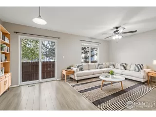 Photo #2: 1046328 Listing