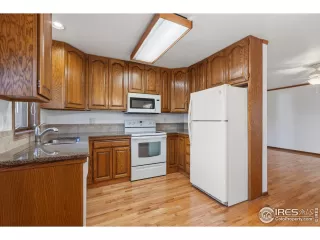 Photo #5: 1046360 Listing