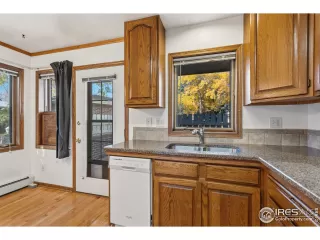 Photo #6: 1046360 Listing