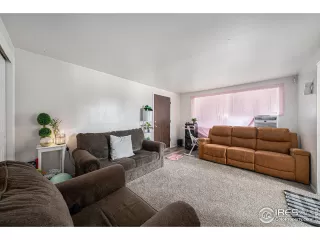 Photo #3: 1046383 Listing