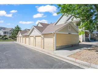 Photo #4: 1046427 Listing