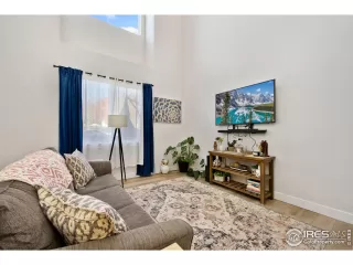 Photo #2: 1046430 Listing