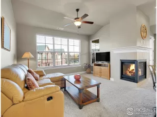 Photo #1: 1046433 Listing