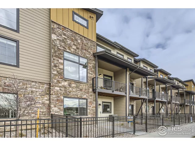 MLS: 1046435 Condo For Sale