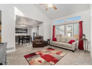 Photo #3: 1046470 Listing