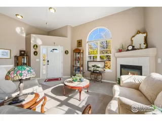 Photo #2: 1046503 Listing