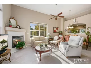 Photo #3: 1046503 Listing