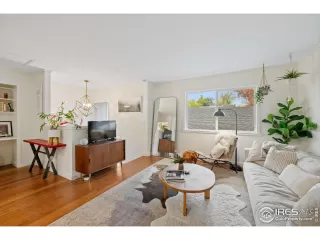 Photo #3: 1046511 Listing