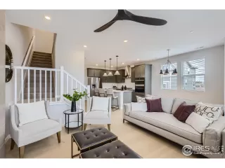 Photo #4: 1046521 Listing