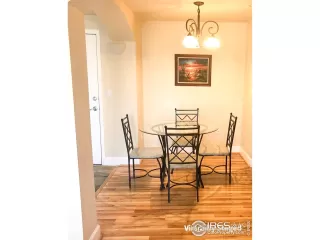 Photo #4: 1046539 Listing