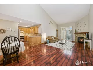 Photo #4: 1046604 Listing