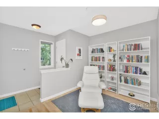 Photo #4: 1046634 Listing