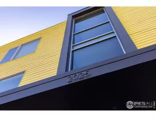 Photo #3: 1046639 Listing