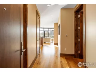 Photo #2: 1046673 Listing