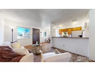 Photo #3: 1046701 Listing