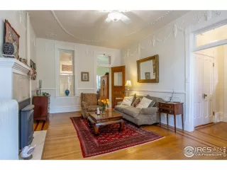 Photo #3: 1046757 Listing