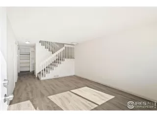 Photo #5: 1046763 Listing