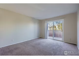 Photo #3: 1046995 Listing