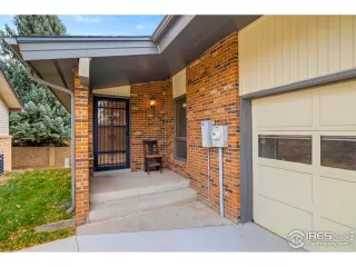 Photo #1: 1047021 Listing