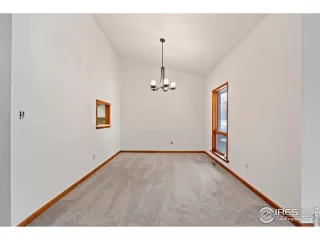 Photo #3: 1047021 Listing