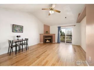 Photo #4: 1047047 Listing