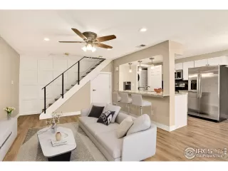 Photo #4: 1047202 Listing 