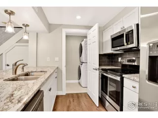 Photo #6: 1047202 Listing 