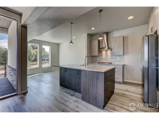 Photo #4: 1047204 Listing 