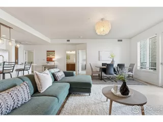 Photo #3: 1047214 Listing