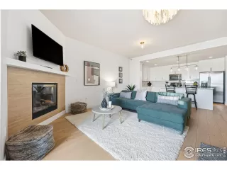 Photo #5: 1047214 Listing