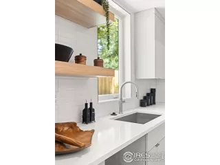 Photo #3: 1047236 Listing 