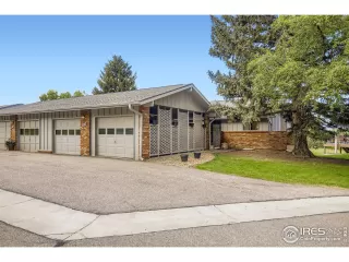 Photo #1: 1047304 Listing