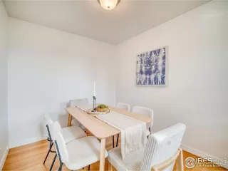 Photo #5: 1047317 Listing 