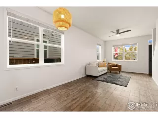 Photo #6: 1047324 Listing