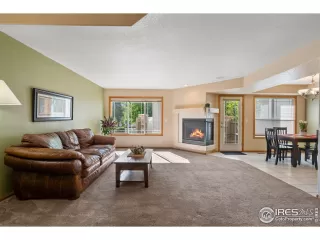 Photo #4: 1047339 Listing