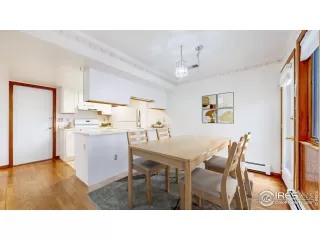 Photo #6: 1047359 Listing