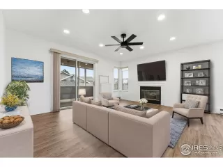 Photo #5: 1047471 Listing